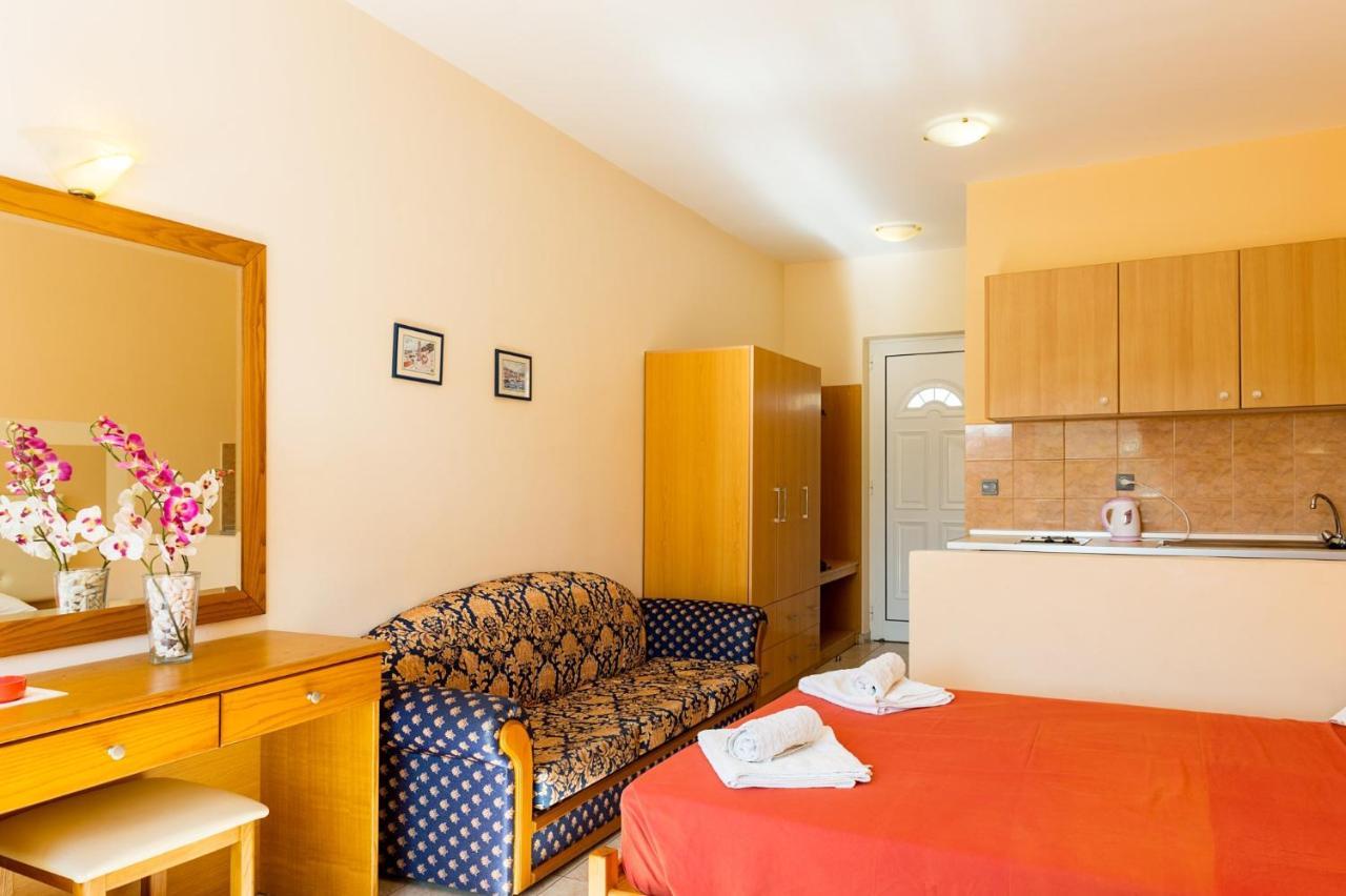 Summer Memories Aparthotel Pefki  Екстер'єр фото