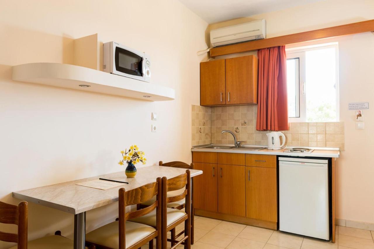 Summer Memories Aparthotel Pefki  Екстер'єр фото